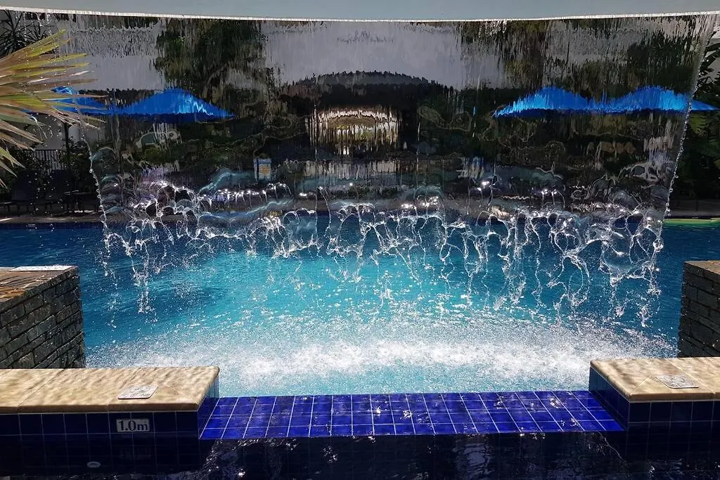 Beach Club Palm Cove